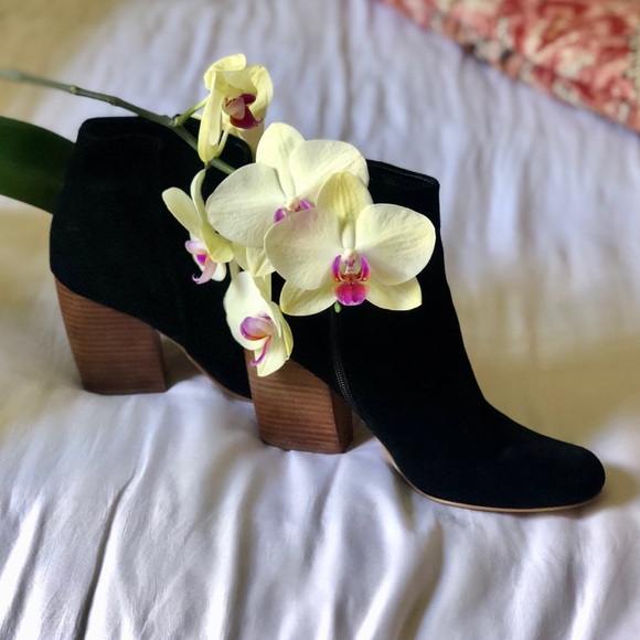 Crown Vintage Suede Ankle Booties - Picture 4 of 12